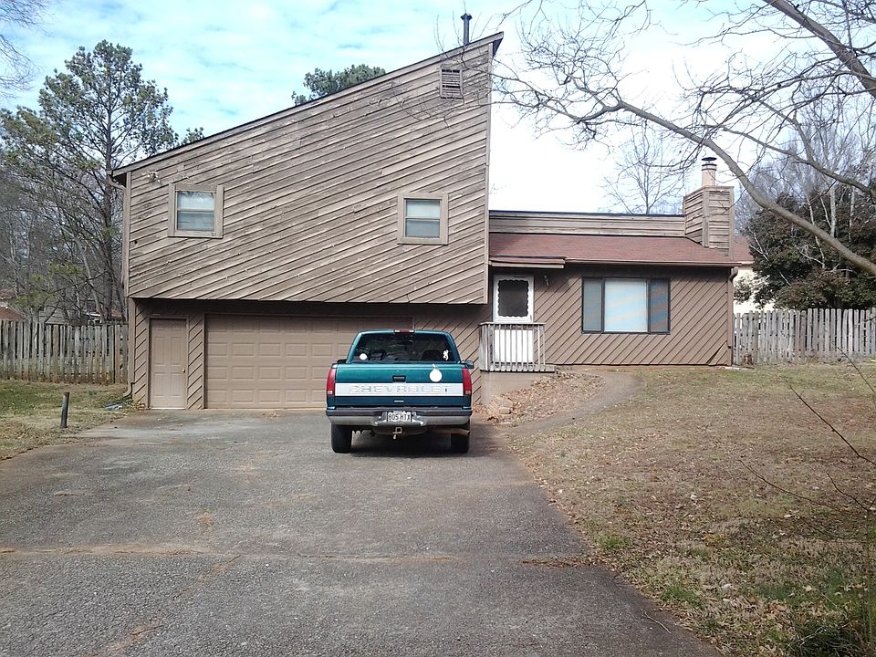 1st image of 3861 Trade Wind Ct