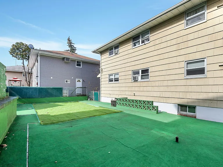 2 Carlen Ct #1 — Photo 24