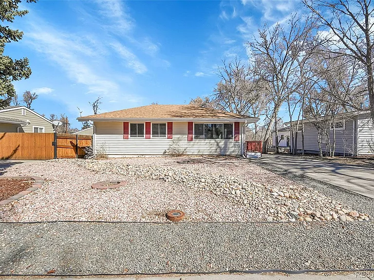 5635 Nebraska Way — Photo 1