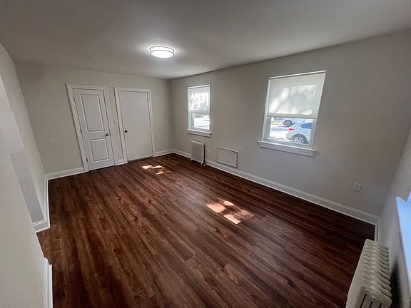 3rd image of 22410 67th Ave APT A