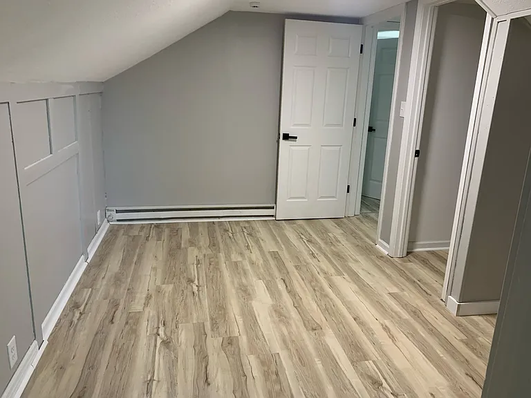 45 Beacon Ave — Photo 18