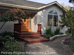 3321 NE Stonebrook Loop, Bend, OR 97701