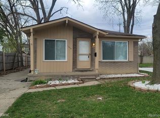 17676 Addison St, Southfield, MI 48075