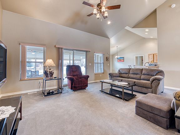 3rd image of 359 Whispering Willow Way