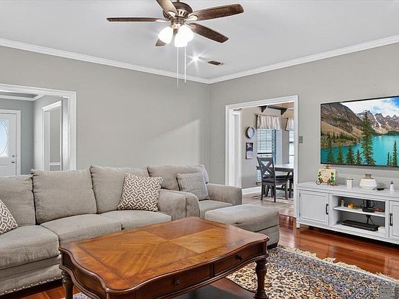 2nd image of 3986 Karen Elizabeth Dr