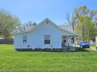 6717 E Base Rd, Columbus, IN 47203