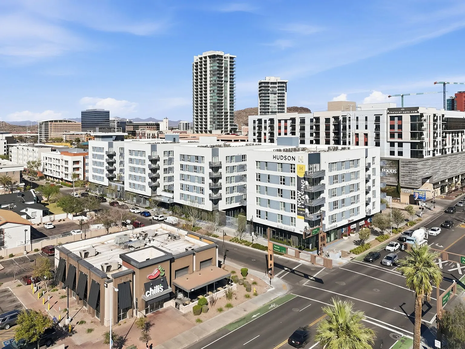 Elevate Your Urban Experience! Move in before the end of the month and get 10 weeks FREE Rent! — Photo 3