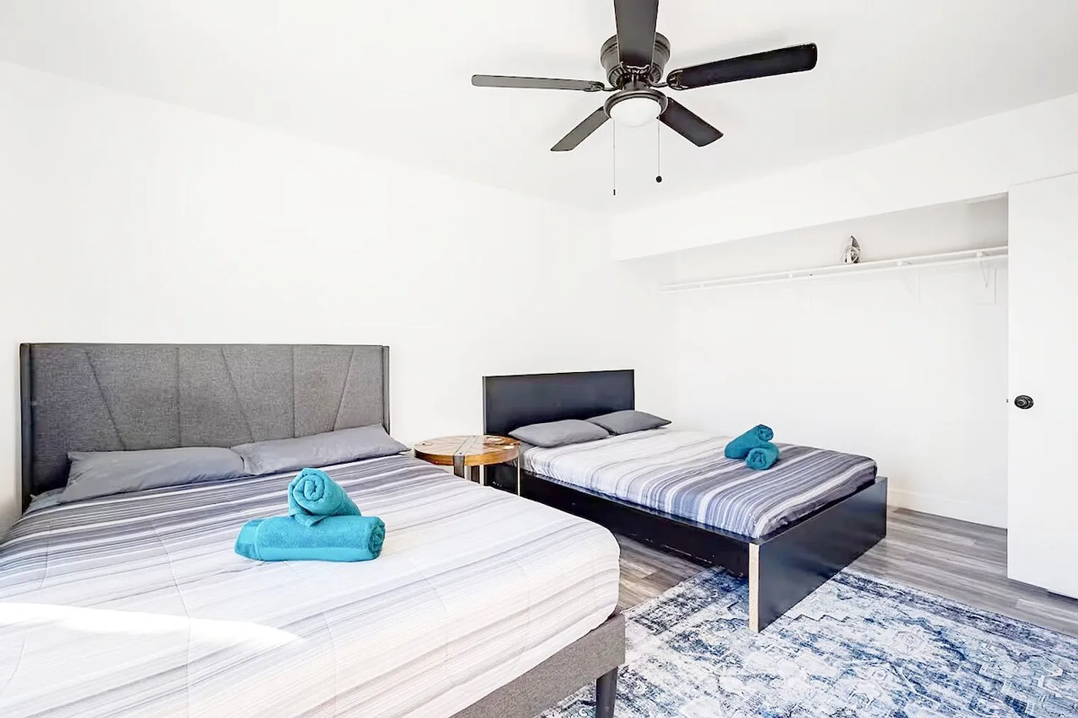 4 bed, 2.0 bath, $7,713 — Photo 3