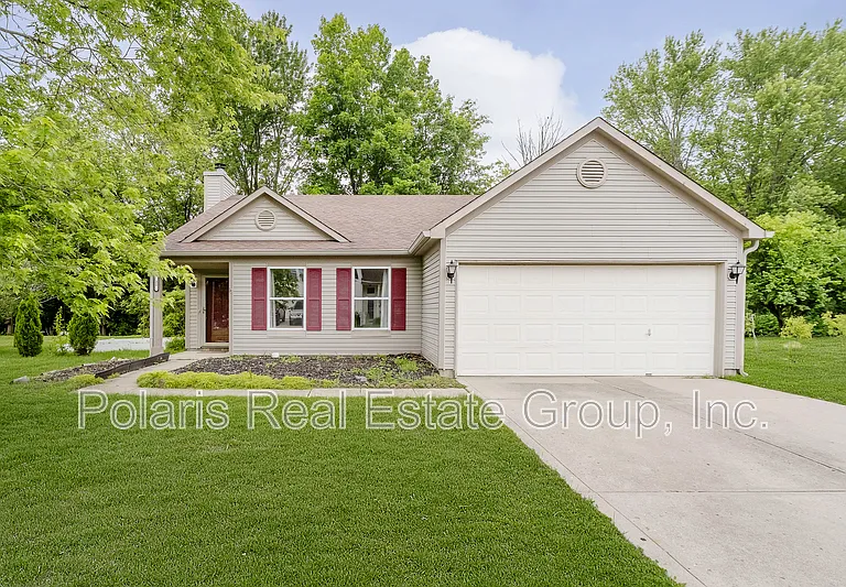 21 Wyndham Dr — Photo 1