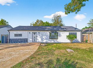 4729 Paradise Ln, Houston, TX 77048