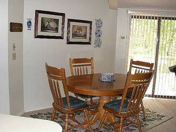 5th image of 26 Deddington Dr