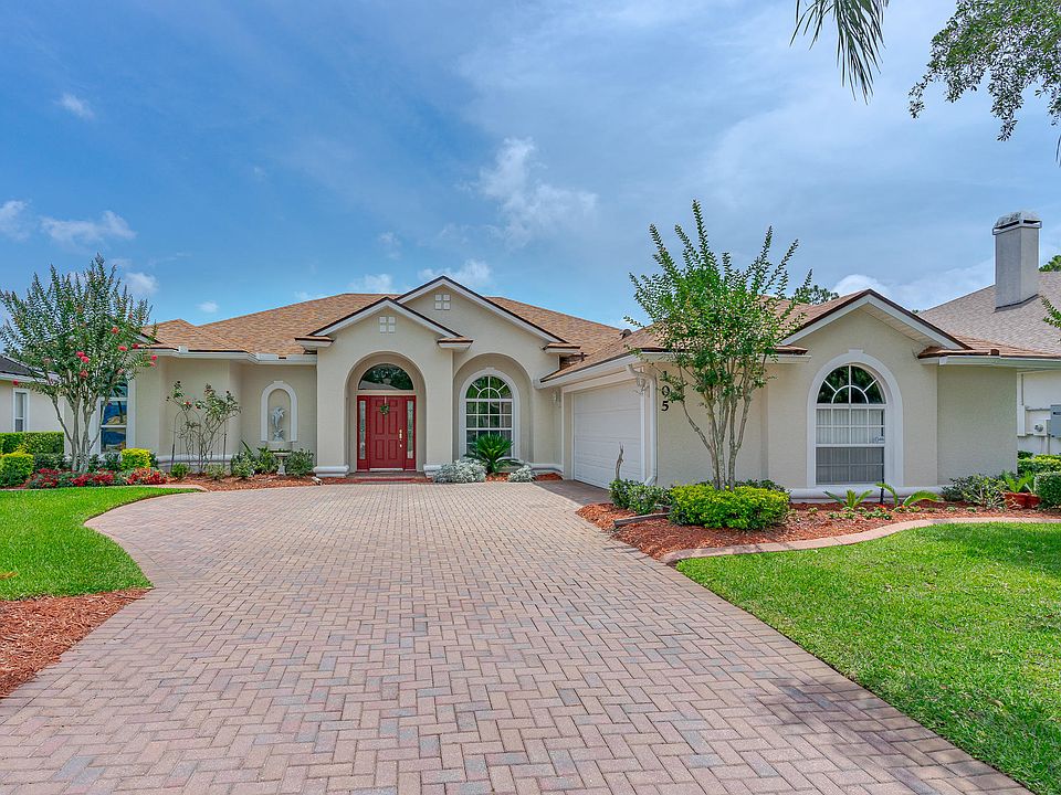 1st image of 105 Zaharias Cir