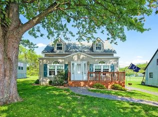 97 Koter Dr, Jeannette, PA 15644