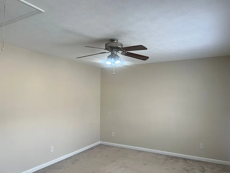 300 McConville Rd #70 — Photo 12