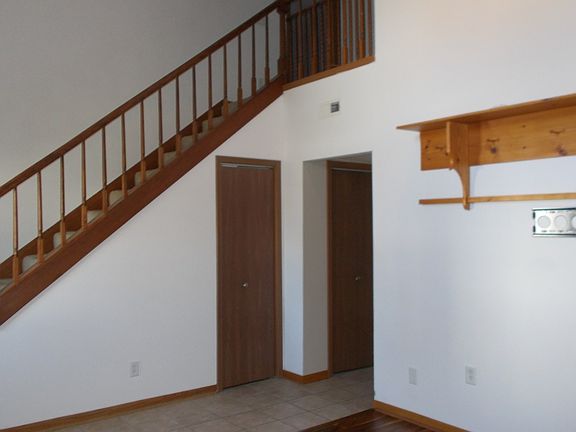 4th image of 2436 Bridgewater Dr