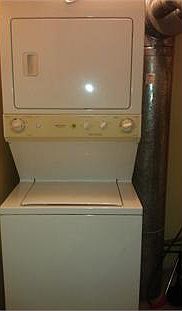 5th image of 192 Burnett Ave APT 11
