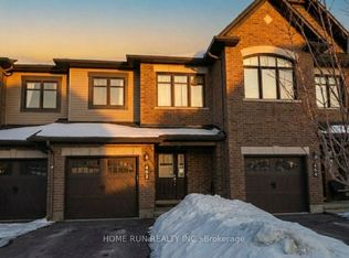 462 Brettonwood Rdg, Ottawa, ON K2T0K7