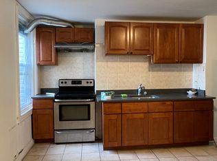 1025 Mount Vernon St #3F, Philadelphia, PA 19123