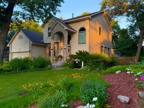 11302 Toledo Ave, Champlin, MN 55316