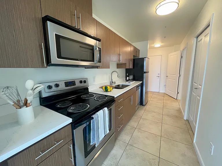 View 420 — Photo 24