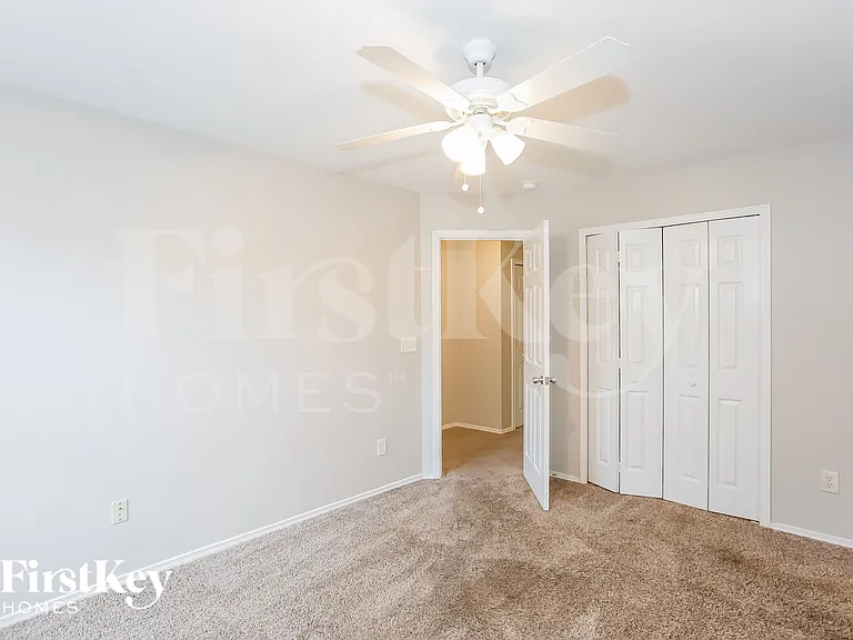 2709 Buckleigh Dr — Photo 13
