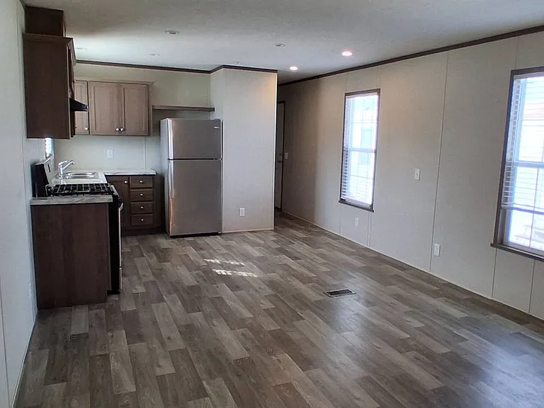 1191 W Michelle Way #13 — Photo 3