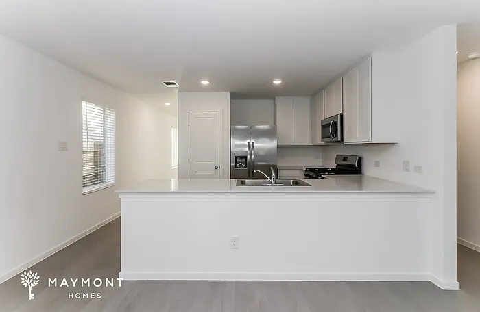 3057 Majestic Sunrise Dr — Photo 11
