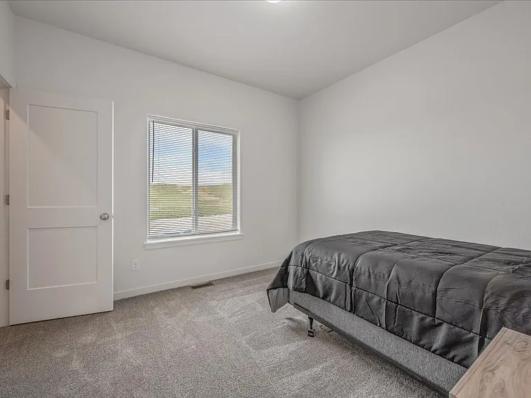 1724 Richard Martin Dr — Photo 16