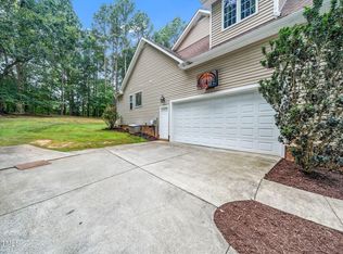 3718 Sapphire Ct, Franklinton, NC 27525
