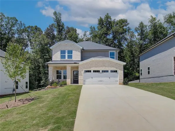 73 Longleaf St, Dawsonville, GA 30534