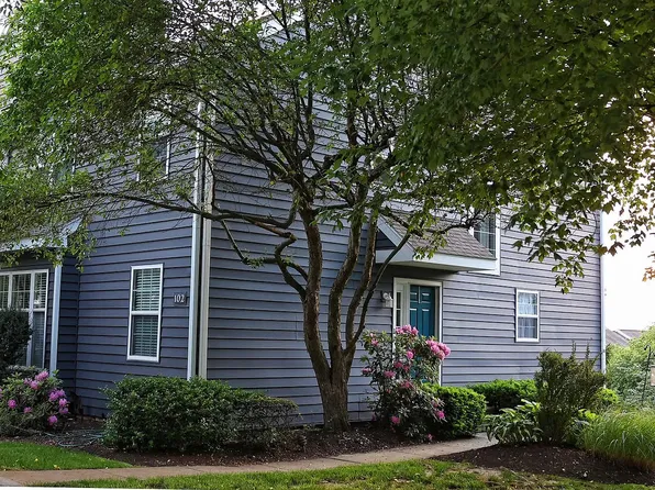102 Whistling Swan Ln #1, Downingtown, PA 19335