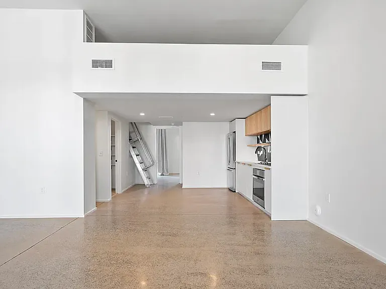 2323 2nd Ave S #1A — Photo 11