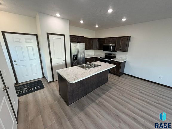 2nd image of 3401 S Joanne Ave