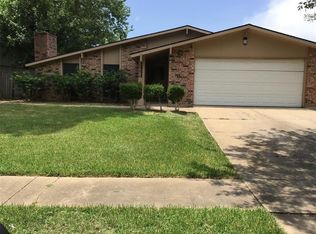 15818 Corsair Rd, Houston, TX 77053