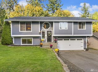 1216 NE Magnum Ct, Bremerton, WA 98311