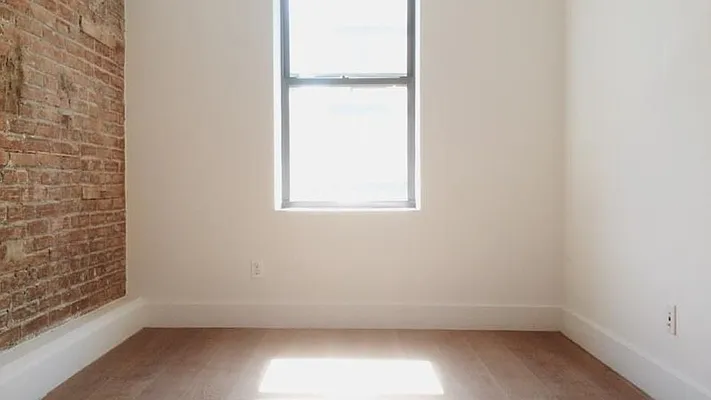Rented by Nooklyn NYC LLC | media 16