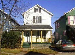 211 Jackson St, Grove City, PA