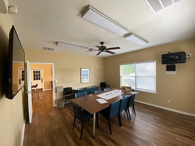 Iron Ridge and Stonegate Apartments — Photo 34