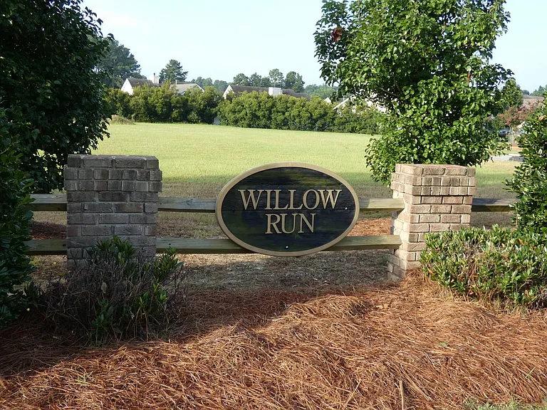 2100 Sapphire Rd — Photo 1