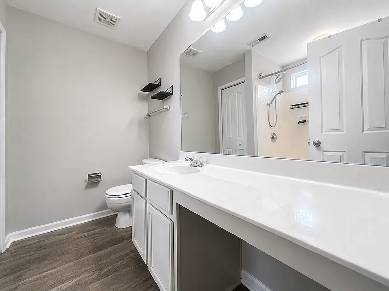 113 Garfield Ln — Photo 15