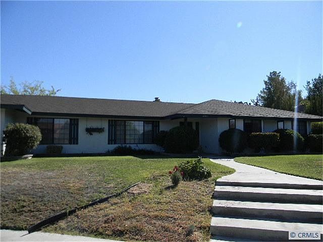 1st image of 18077 Palm Dr