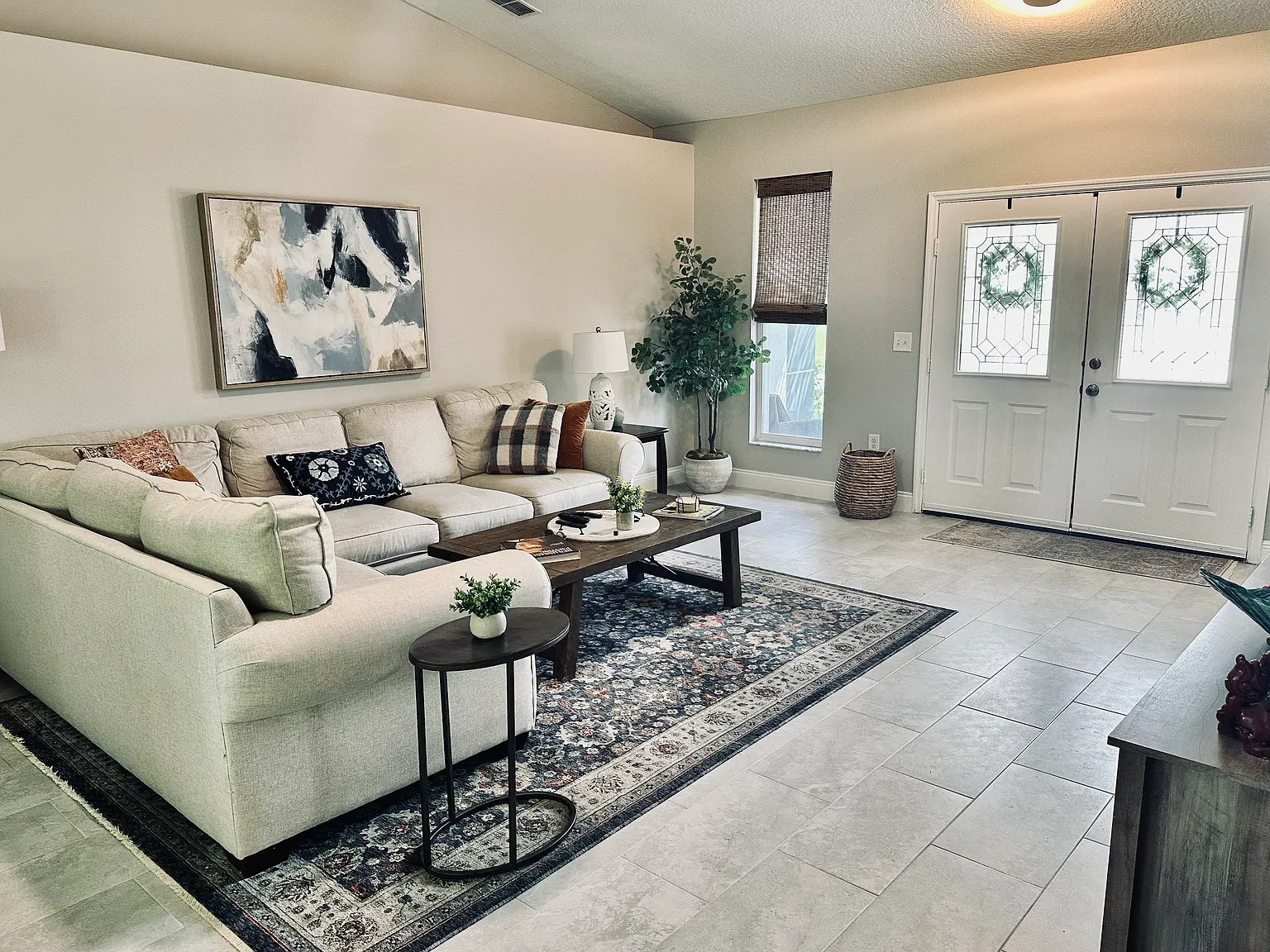 3 bed, 1646 sqft, $2,500 — Photo 4