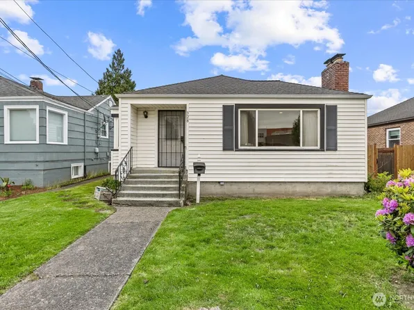 328 Garden Avenue N, Renton, WA 98057