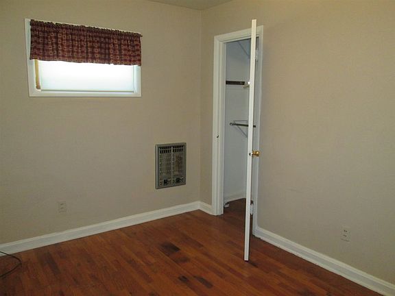 5th image of 131 Nunn Blvd