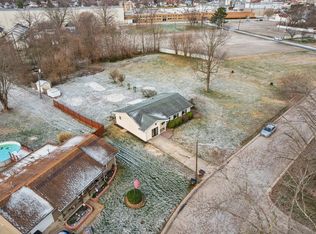 504 W Park Dr, Edinburgh, IN 46124
