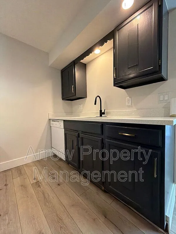 1 bed, 1.0 bath, 652 sqft, $850 — Photo 3