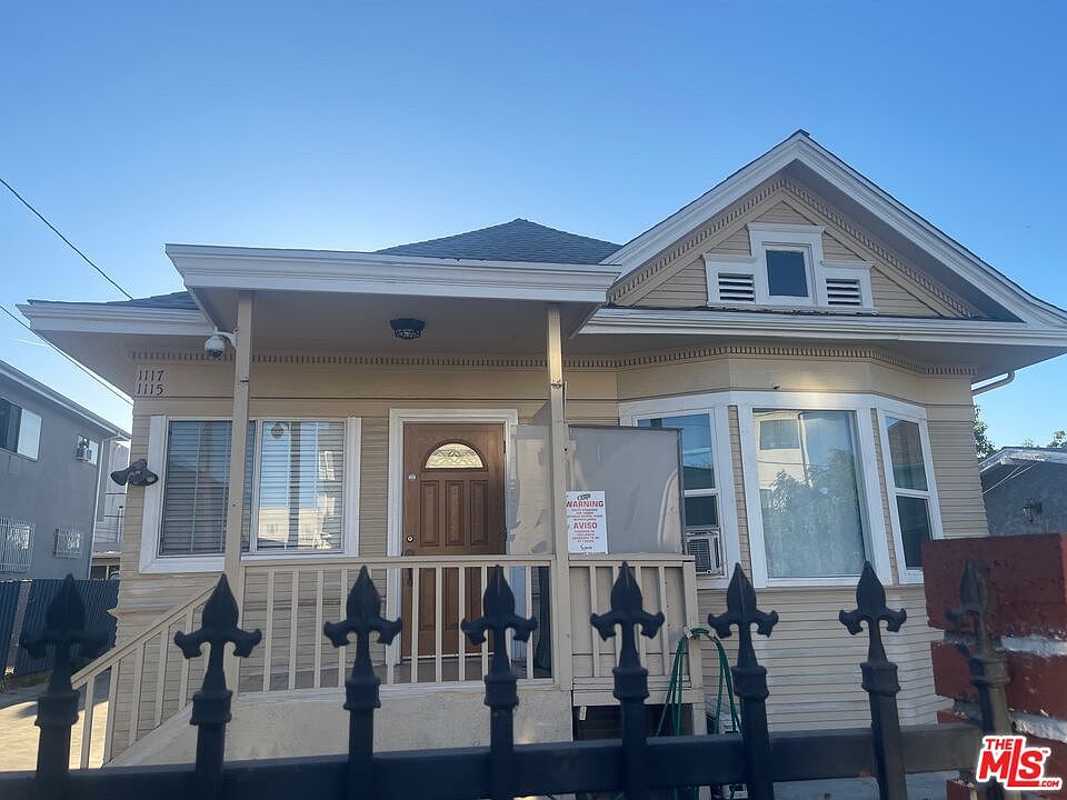 1st image of 1115 S Mariposa Ave