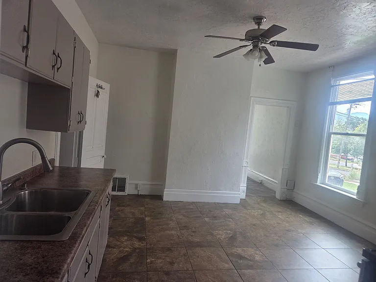 173 N K St #2 — Photo 5