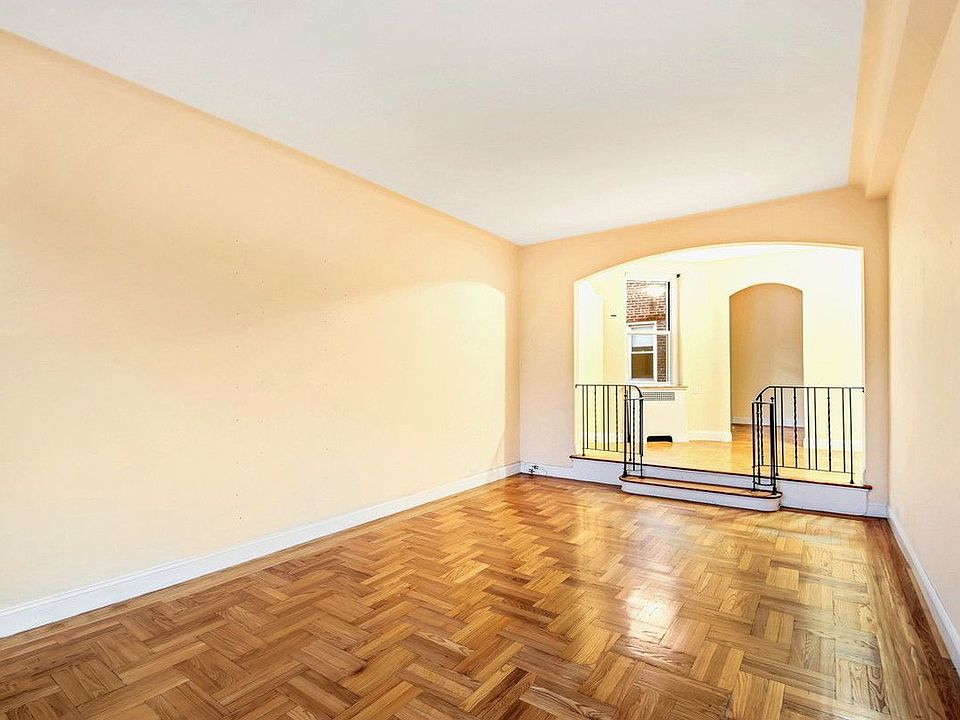 1st image of 7215 37th Ave APT 6H