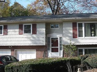 191 Grandview Ave, Nanuet, NY 10954